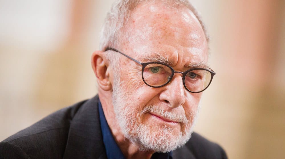 Gerhard Richter ist aus Sicht des Kunstmagazins «Monopol» der einflussreichste Künstler des Jahres (Archivbild). / Foto: Rolf Vennenbernd/dpa