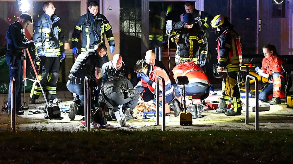 Der Mann hat den Angriff überlebt, ist allerdings schwer verletzt.  / Foto: Erik-Holm Langhof/EHL Media/dpa