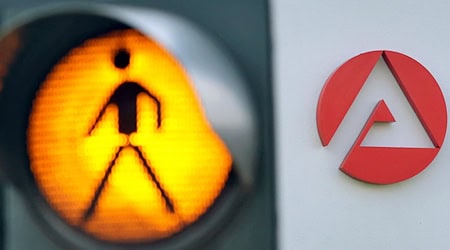 Die lahme Konjunktur und der Zuzug von Flüchtlingen lässt die Zahl junger Arbeitsloser in Sachsen steigen (Symbolfoto) / Foto: Jan Woitas/dpa-Zentralbild/dpa