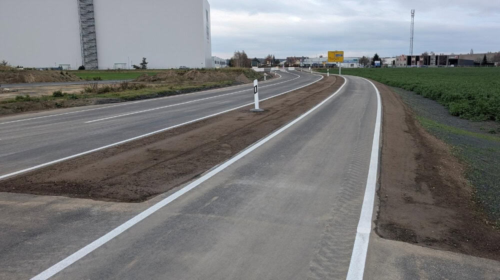 Der Ausbau der Mühlbacher Straße bei Kronospan ist endlich abgeschlossen. Foto: Landratsamt Meißen