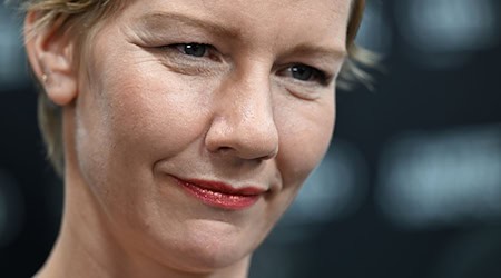 Am 21. November ist Schauspielerin Sandra Hüller für einen Abend Gesicht und Stimme der Leipziger Buchkinder. (Archivbild) / Foto: Felix Hörhager/dpa