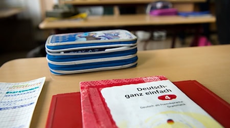Many foreign children in Saxony have to wait for a school place. (Symbolic image) / Photo: Arno Burgi/dpa-Zentralbild/dpa