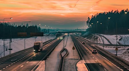 Symbolbild Autobahn Tschechien / pixabay MarcinZ83