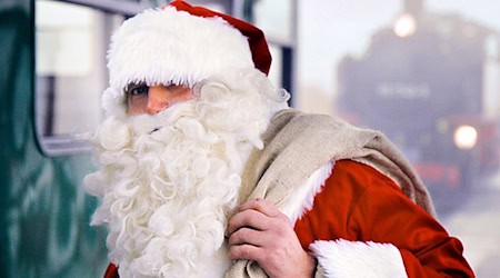 Weihnachtsmänner fahren kostenlos. Foto: VVO