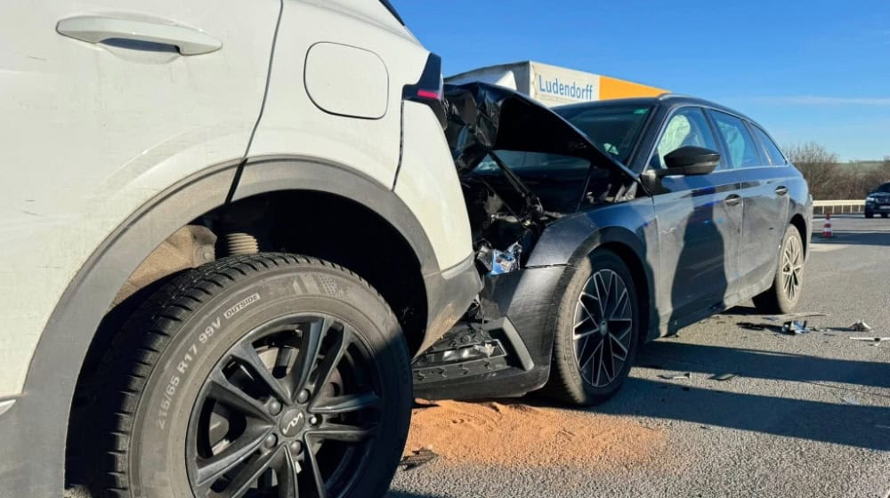 Unfall auf der A4 bei Klipphausen. Foto: Feuerwehr Klipphausen