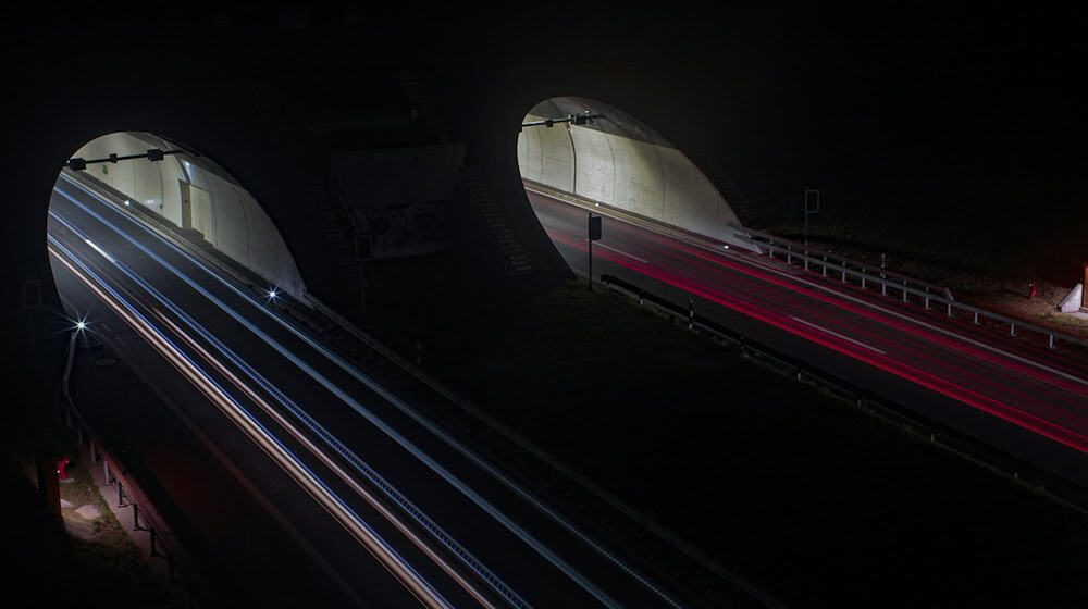 Symbolbild Autobahn / pixabay jonrossi