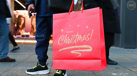 Nur ein Viertel der Händler in Sachsen sind mit dem Weihnachtsgeschäft zufrieden. (Symbolbild)  / Foto: Elisa Schu/dpa