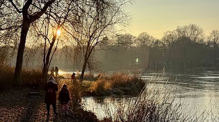 Am Morgen zeigten die Thermometer in Sachsen zwischen minus vier und minus acht Grad an. (Archivbild) / Foto: Hendrik Schmidt/dpa