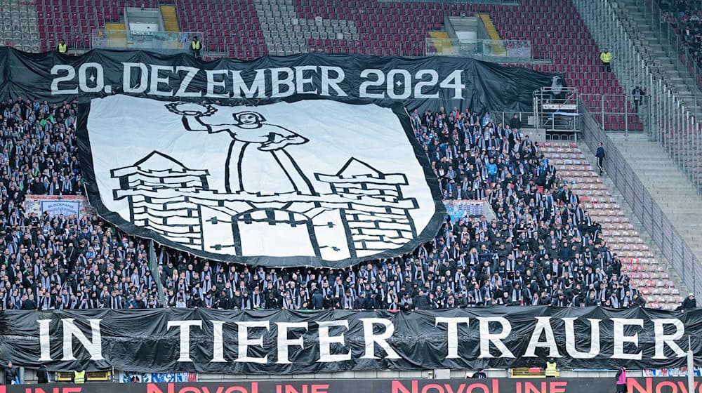 Magdeburg fans commemorated the attack on the Magdeburg Christmas market / Photo: Uwe Anspach/dpa