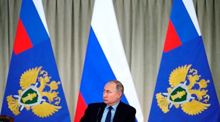 Die russische Generalstaatsanwaltschaft hat den sächsischen Verein Russischsprachige Demokratinnen und Demokraten zur «unerwünschten Organisation» erklärt (Archivbild) / Foto: Mikhail Klimentyev/Pool Sputnik Kremlin/AP/dpa