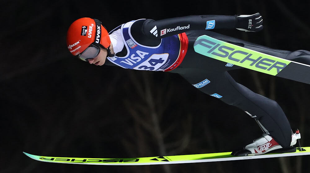  Karl Geiger has been jumping behind so far / Photo: Grzegorz Momot/PAP/dpa