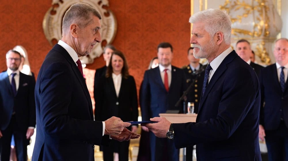 Der Präsident (r.) ernennt den Ministerpräsidenten. Foto: Social Media