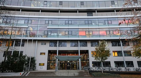 Einer der beiden Preisträger forscht und arbeitet am Leipziger am Max-Planck-Institut für evolutionäre Anthropologie. (Symbolbild) / Foto: Jan Woitas/dpa