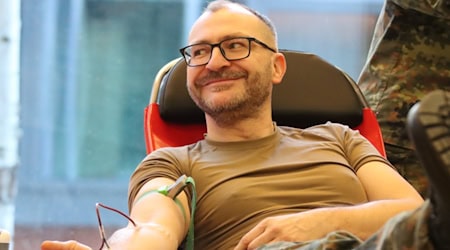 Soldaten spenden Blut. Foto: Bundeswehr/Stübner