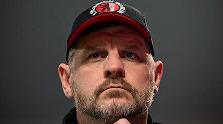 Coach Steffen Baumgart struggles with Union Berlin to a test match victory against Aue. (Archive picture) / Photo: Soeren Stache/dpa