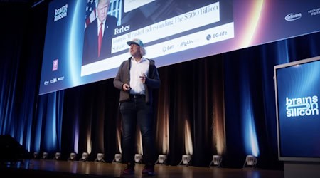 Die Premiere der KI-Konferenz "Brains on Silicon" im Oktober 2025 war ein voller Erfolg - auch dank Speakern wie Professor Frank H.P. Fitzek von der TU Dresden. Screenshot: Knitterfisch/PR-brainsonsilicon