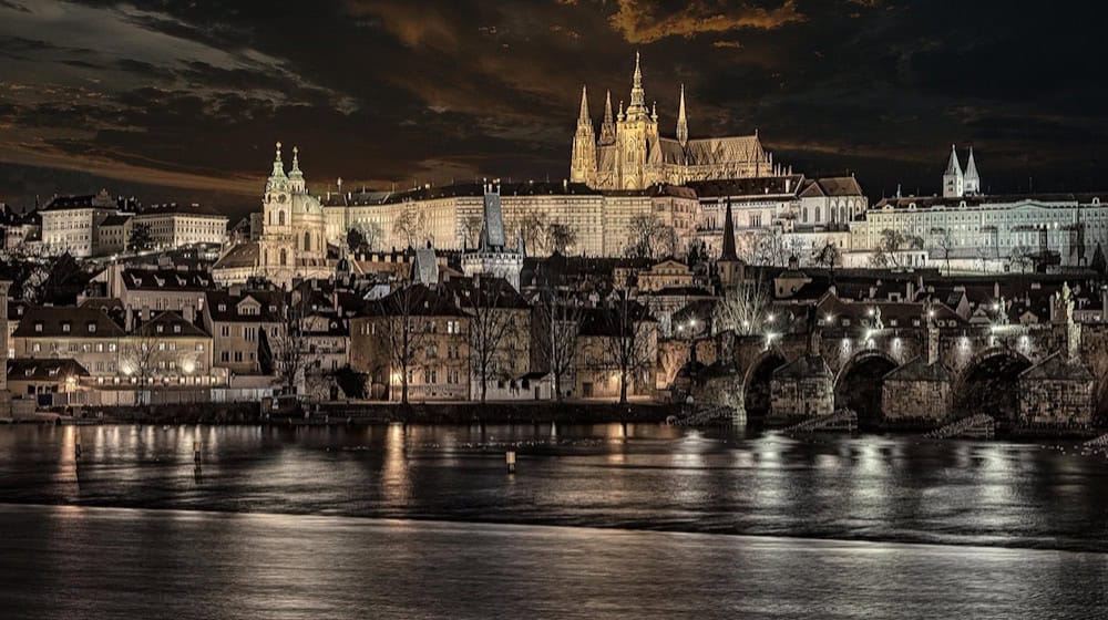 Symbolbild Karlsbrücke / pixabay vaclavikm