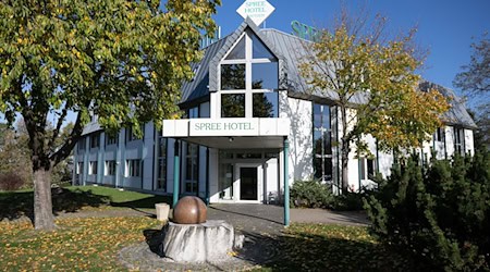 Flüchtlingsunterkunft im Spreehotel in Bautzen schließt. (Archivbild) / Foto: Sebastian Kahnert/dpa