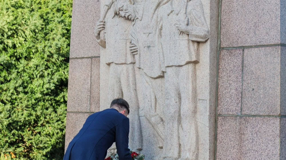 Oberbürgermeister Markus Renner lädt gemeinsam mit der Kirchgemeinde St. Afra die Bürgerinnen und Bürger zum Gedenken. Foto: Stadt Meißen