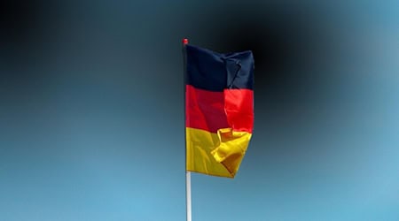 Symbolbild Deutschlandflagge / pixabay moritz320