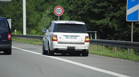 Symbolbild Seitenstreifen / pixabay Sauerlaender