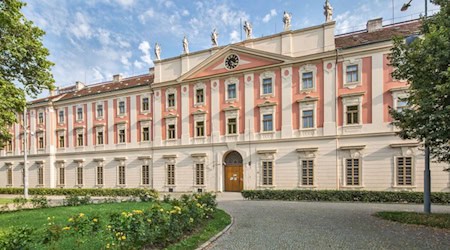 Das Nationale Denkmalamt hat eine öffentliche Ausschreibung für die Sanierung der Invalidovna im Prager Stadtteil Karlín gestartet. Foto: Invalidovna | Národní památkový ústav