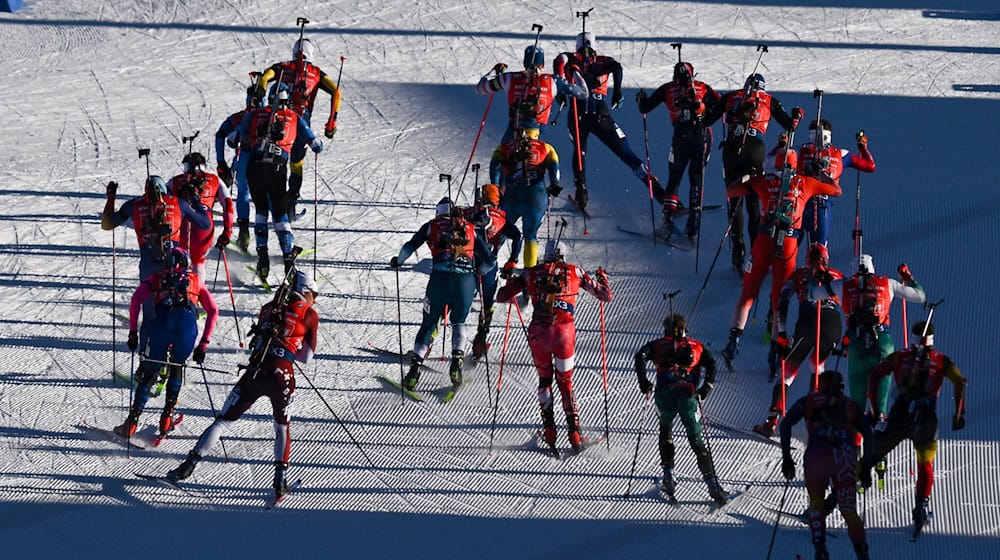The final day in Oberhof began with the men's relay race / Photo: Hendrik Schmidt/dpa