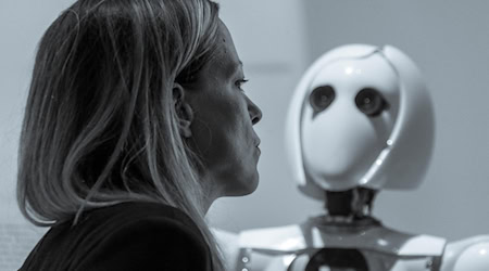 Chemnitz University of Technology is researching how robots can perceive human attention. This should make collaboration safer.