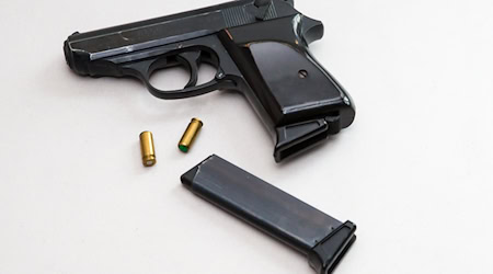 Symbolbild Schreckschusspistole / pixabay maxmann