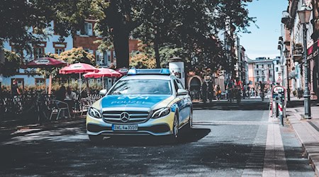 Symbolbild Polizeiauto / pixabay justifotka