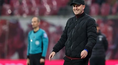 Trainer Ole Werner von RB Leipzig will gegen Bayern München mit seinem Team zeigen, dass das 0:6 vom 1. Spieltag vergessen ist. / Foto: Jan Woitas/dpa