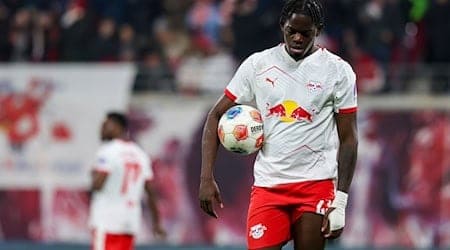 Castello Lukeba fehlt RB Leipzig weiter mit Knieproblemen. (Archiv / Foto: Jan Woitas/dpa