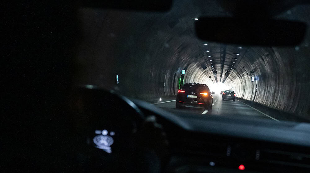 The Schottenberg Tunnel near Meißen remains closed for the time being. (Symbolic image) / Photo: Hendrik Schmidt/dpa