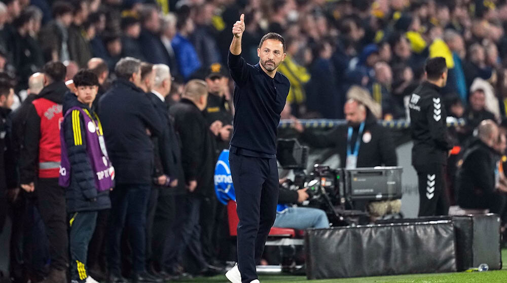 Celebrating the first title in Turkey: Domenico Tedesco. (archive picture) / Photo: Khalil Hamra/AP/dpa