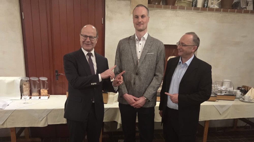 V.l.n.r.: Europaabgeordneter Oliver Schenk, Bürgermeisterkandidat Marcel Vetter und Landtagsabgeordneter Sven Eppinger (alle CDU). Foto: privat