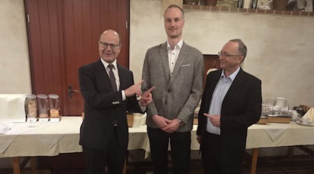 V.l.n.r.: Europaabgeordneter Oliver Schenk, Bürgermeisterkandidat Marcel Vetter und Landtagsabgeordneter Sven Eppinger (alle CDU). Foto: privat