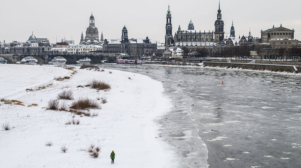 Winterwetter hat Sachsen weiter fest im Griff. (Archivbild) / Foto: Robert Michael/dpa