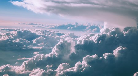 Oxidizing agents are produced in cloud droplets by sunlight. Researchers in Leipzig have now decoded the chemical process.