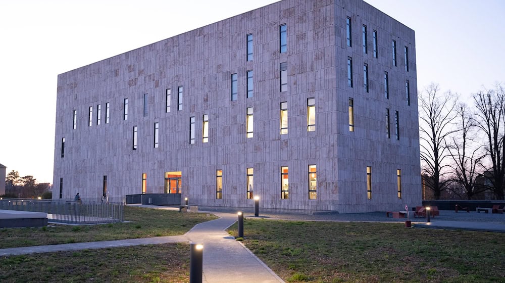 The Saxon State and University Library is holding a special exhibition to mark the 200th anniversary of the death of the composer Carl Maria von Weber (archive photo). / Photo: Sebastian Kahnert/dpa