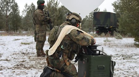 Der Ballon wird gefüllt. Foto: Bundeswehr/Richter