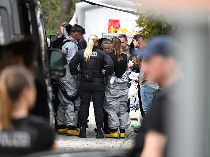 Vor rund einem Jahr hatte es im Zusammenhang mit dem Fall eine Razzia gegeben. (Archivbild)  / Foto: Sebastian Kahnert/dpa
