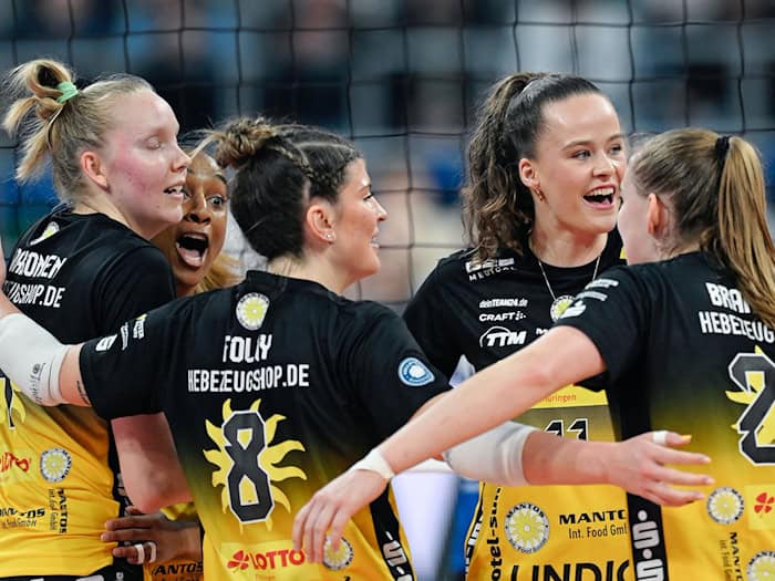 Das Team aus Suhl schockte den Favoriten. / Foto: Uwe Anspach/dpa