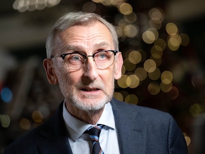 Der sächsische Innenminister Armin Schuster (CDU) sieht das neue Polizeigesetz auf der Höhe der Zeit. (Archivbild) / Foto: Sina Schuldt/dpa