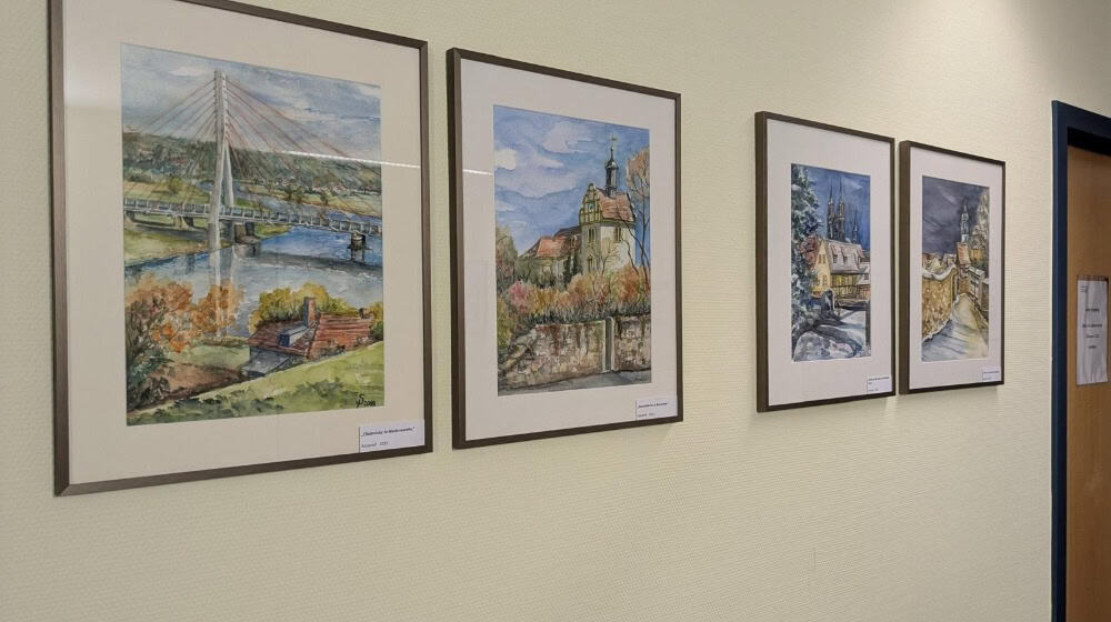 Bilder von Petra Samek aus der aktuellen Ausstellung im Landratsamt Meißen. Bildquelle: Landratsamt Meißen