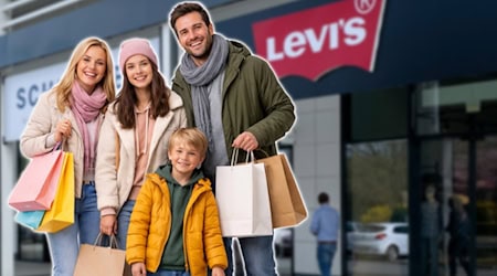 Symbolbild: Familie beim Ferienshopping im Markenoutlet Schwarzheide (Bild: PR und KI)