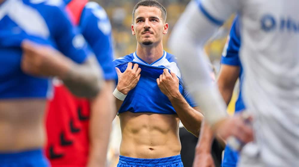 The defender leaves Magdeburg. (Archive picture) / Photo: Robert Michael/dpa