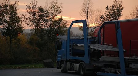 Symbolbild Autobahnraststätte / pixabay Joergelman