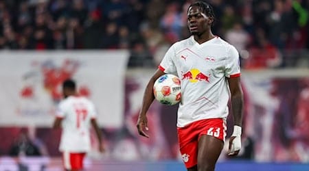 Leipzigs Castello Lukeba könnte nach seiner Verletzung in München wieder auflaufen. (Archivbild) / Foto: Jan Woitas/dpa