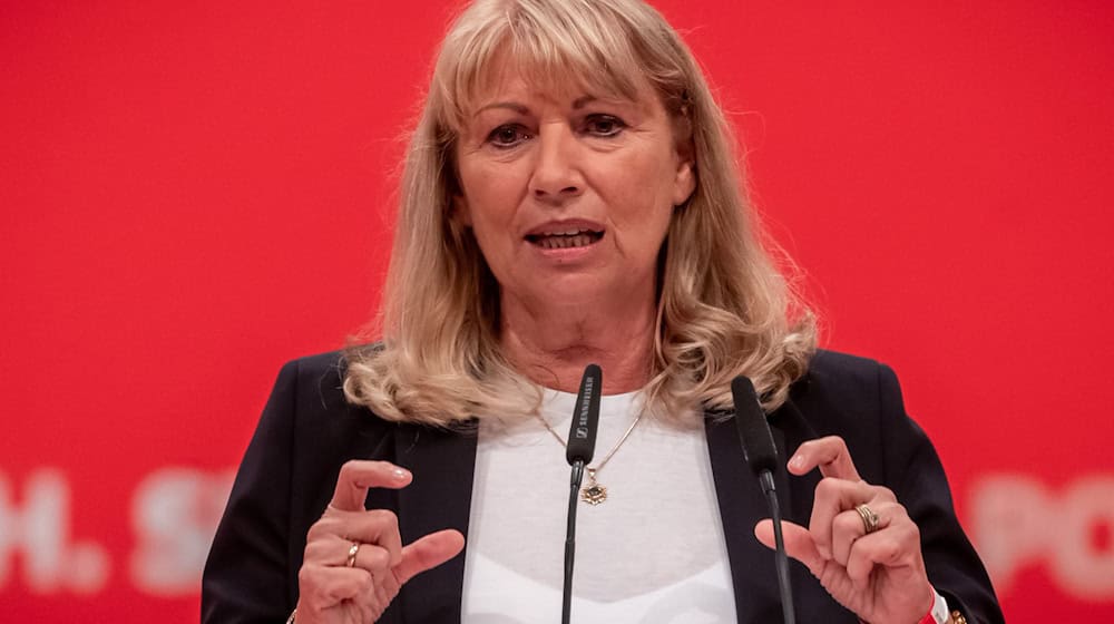 Saxony's Health Minister Petra Köpping (SPD) has announced extensive investments in hospitals (archive photo). / Photo: Michael Kappeler/dpa