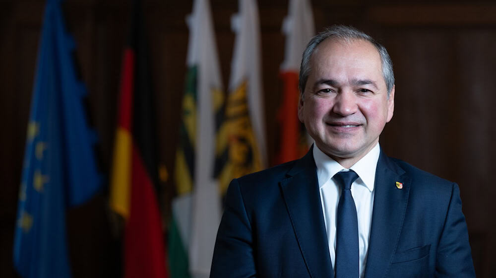 The mayor of Görlitz, Octavian Ursu (CDU), believes that the development of the city on the Neisse is on the right track. / Photo: Sebastian Kahnert/dpa